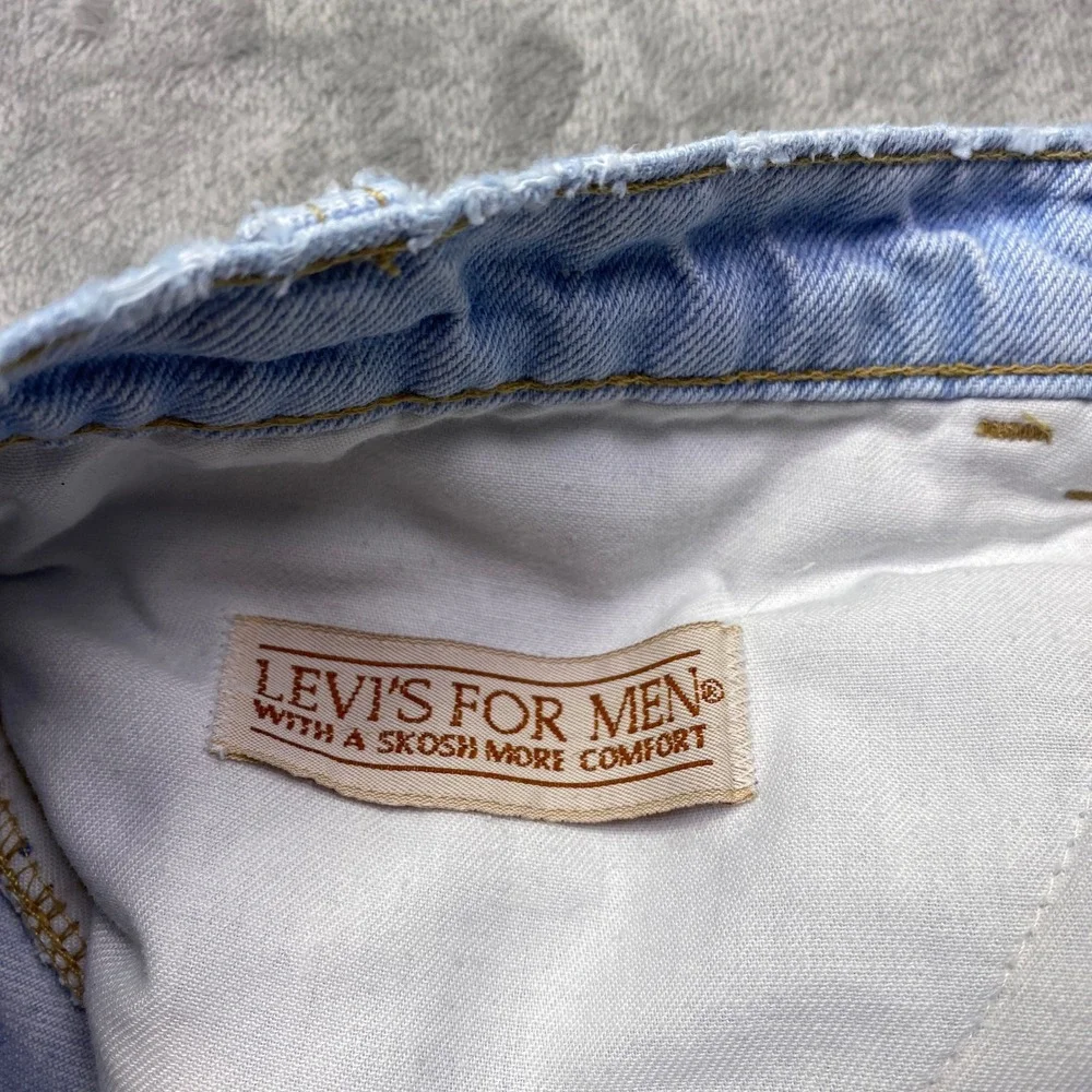 VTG Levi's For Men Light Wash Denim Jeans Western Grunge Sz 38‎ Fits 35